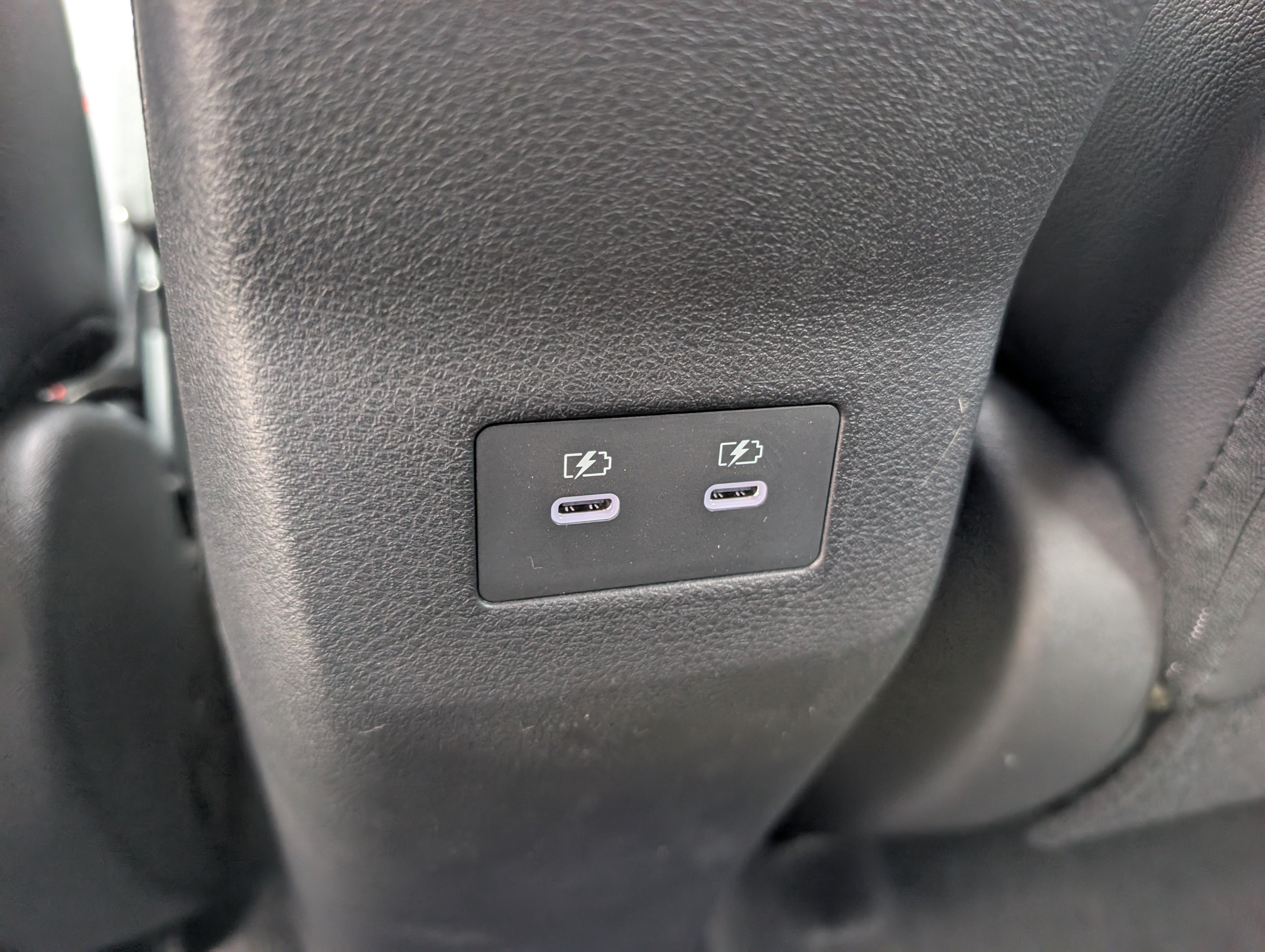 New 2027 Nissan Kicks SR AWD/4WD image 12