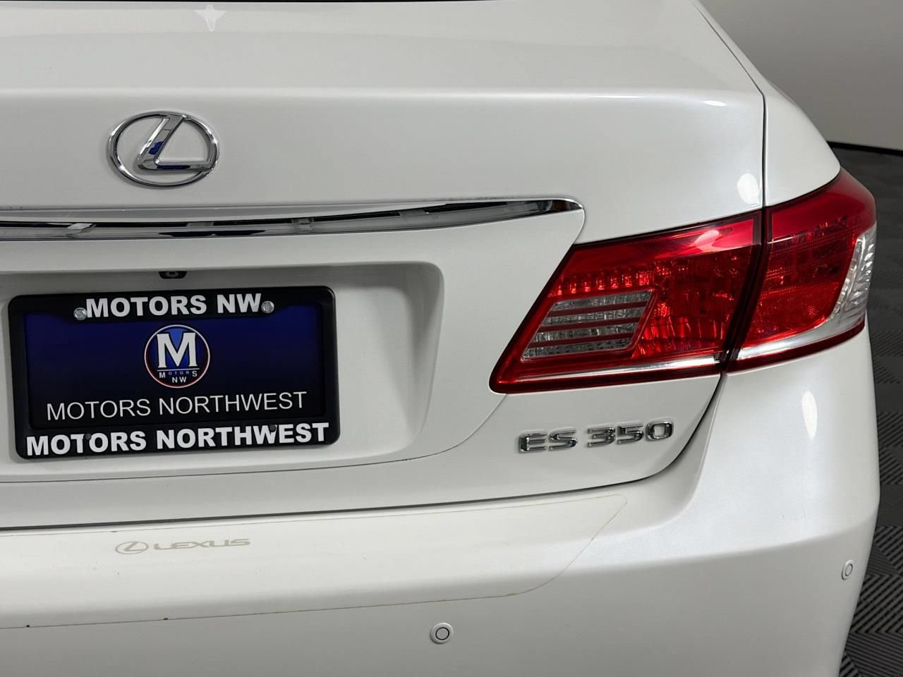 Used 2011 Lexus ES 350 FWD image 23
