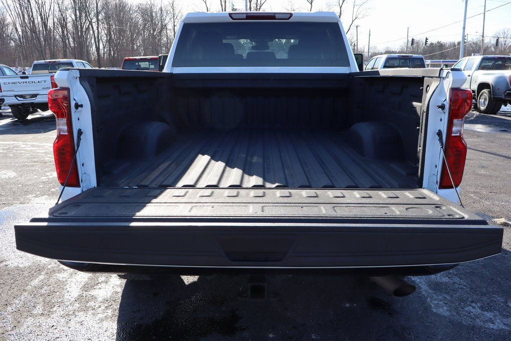 Used 2024 Chevrolet Silverado 2500 Custom w/ Custom Convenience Package image 30