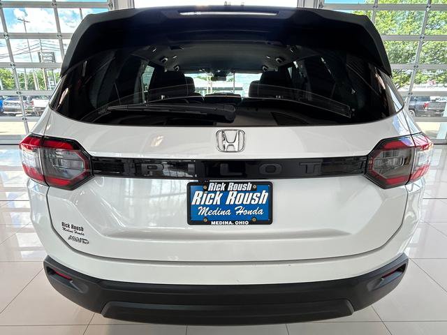 Used 2023 Honda Pilot LX image 9