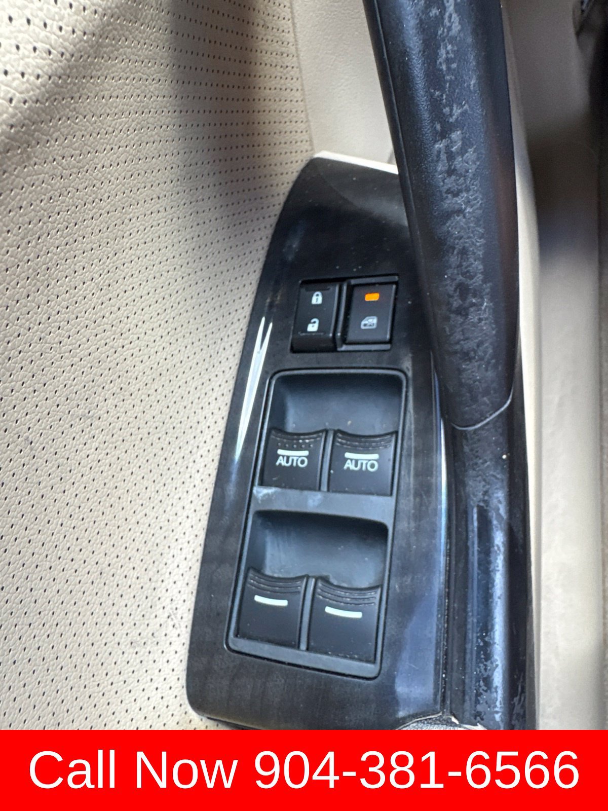Used 2012 Acura TSX Sedan FWD image 19