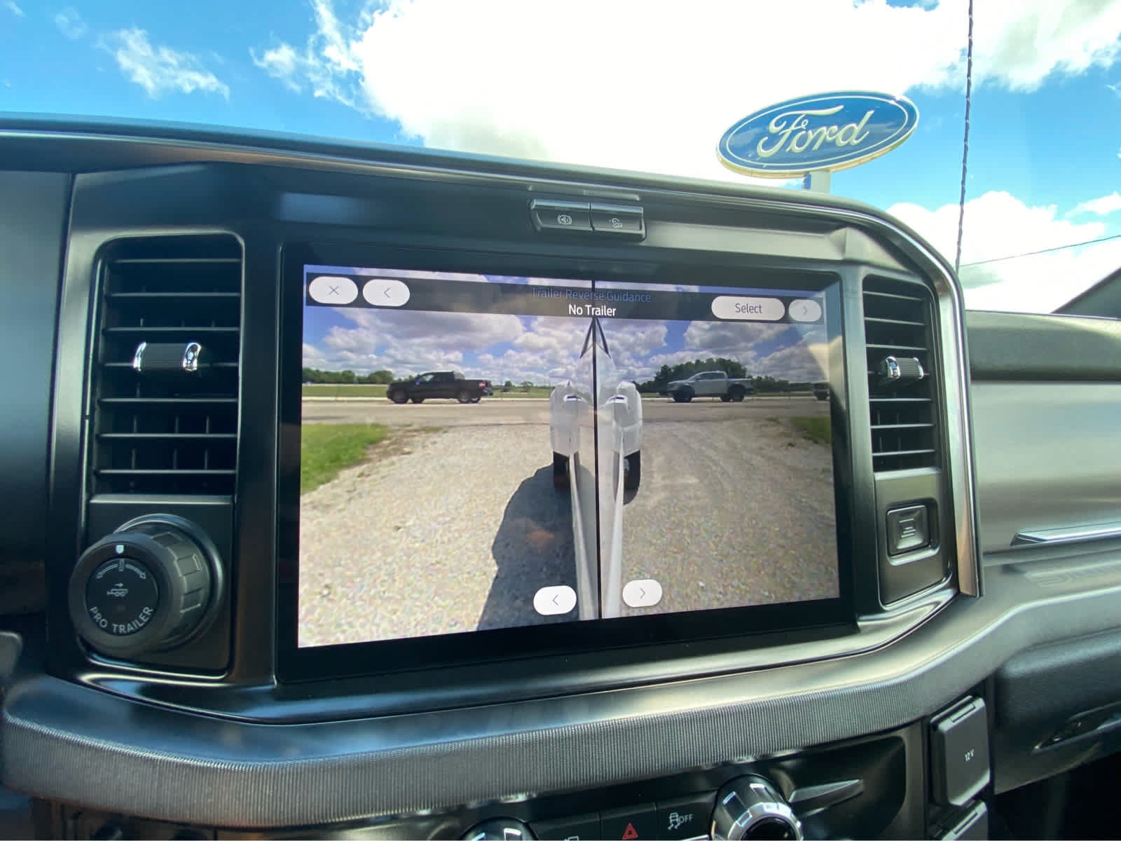 New 2026 Ford F450 Platinum w/ FX4 Off-Road Package AWD/4WD image 34