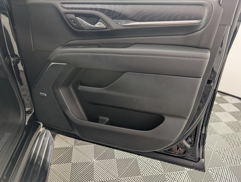 Certified 2024 GMC Yukon XL Denali AWD/4WD image 38