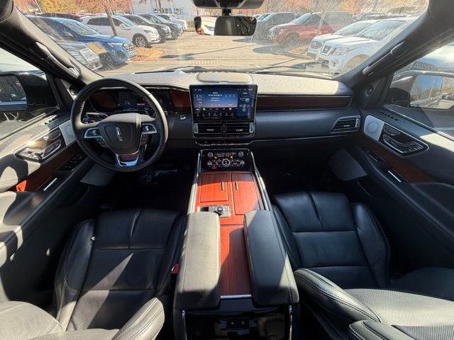 Certified 2022 Lincoln Navigator Reserve image 9