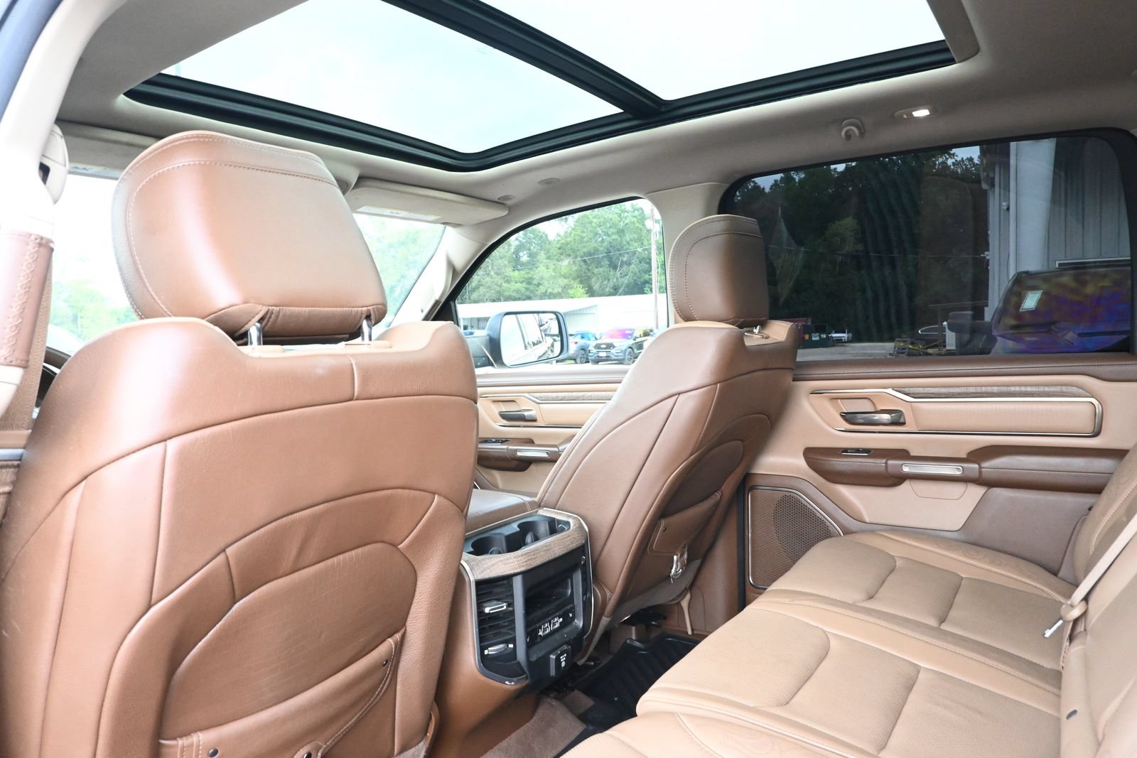 Used 2019 RAM 1500 Limited AWD/4WD image 28