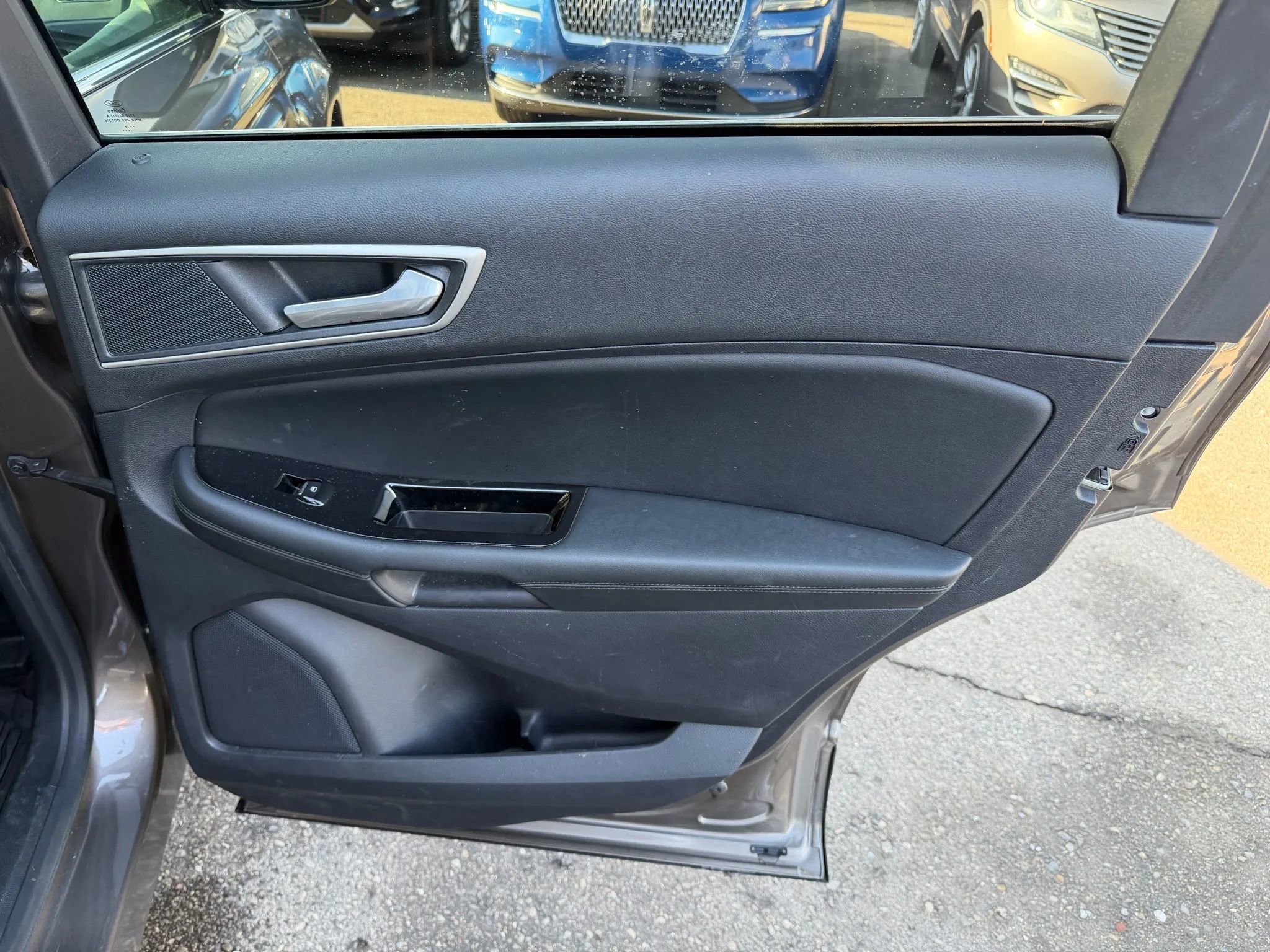 Used 2019 Ford Edge SEL w/ Equipment Group 201A image 35