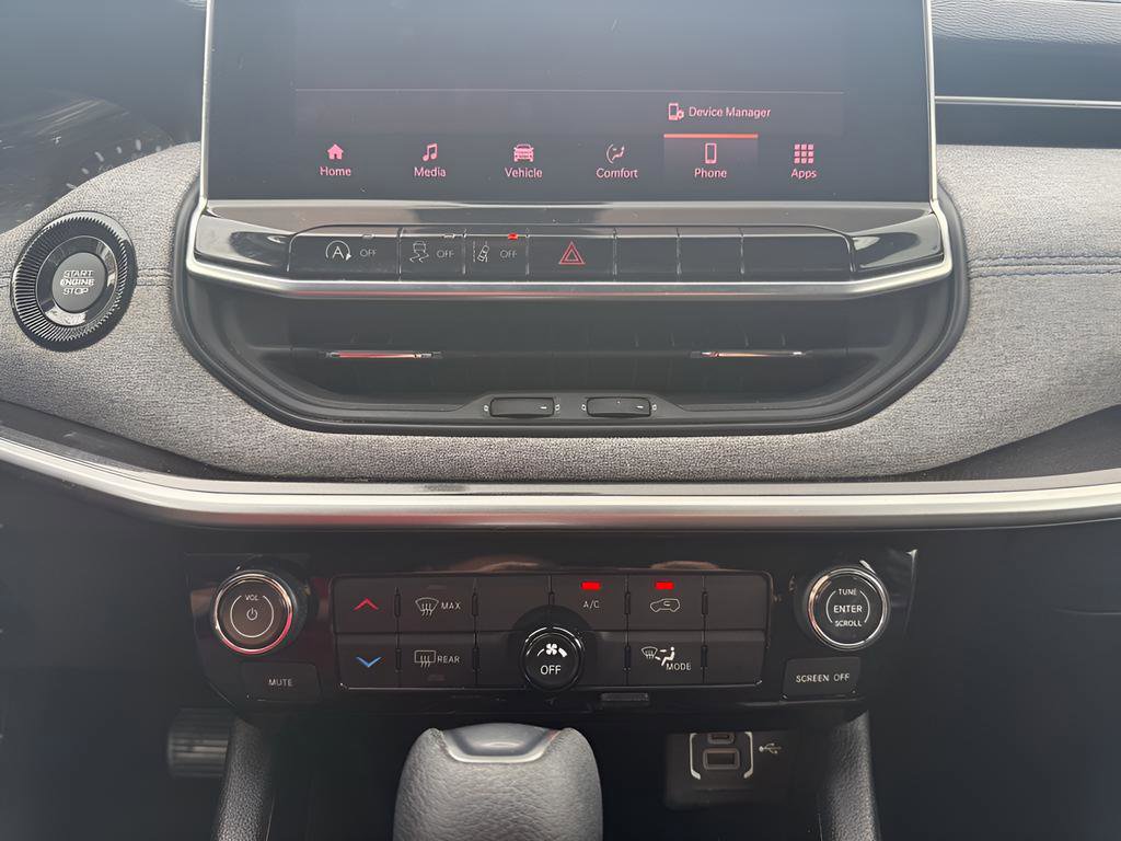 Used 2023 Jeep Compass Sport image 27