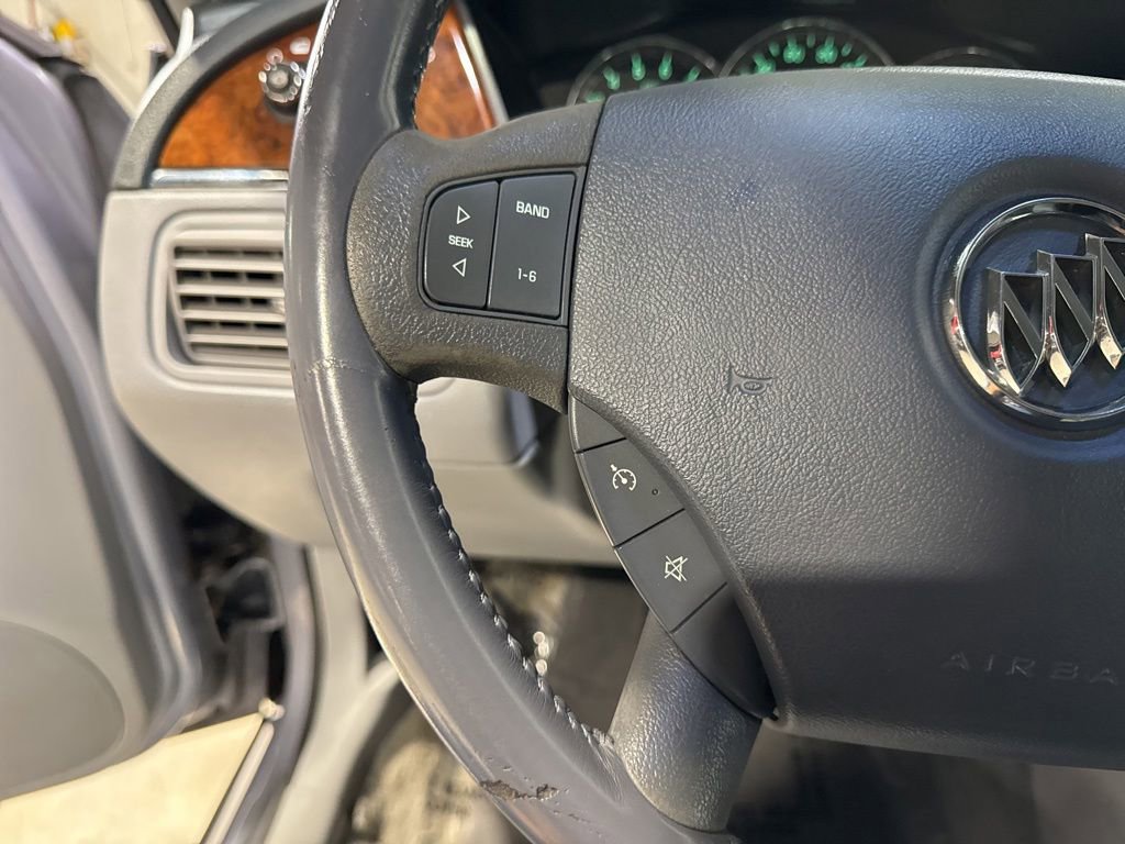 Used 2006 Buick LaCrosse CXL w/ Driver Confidence Package FWD image 12