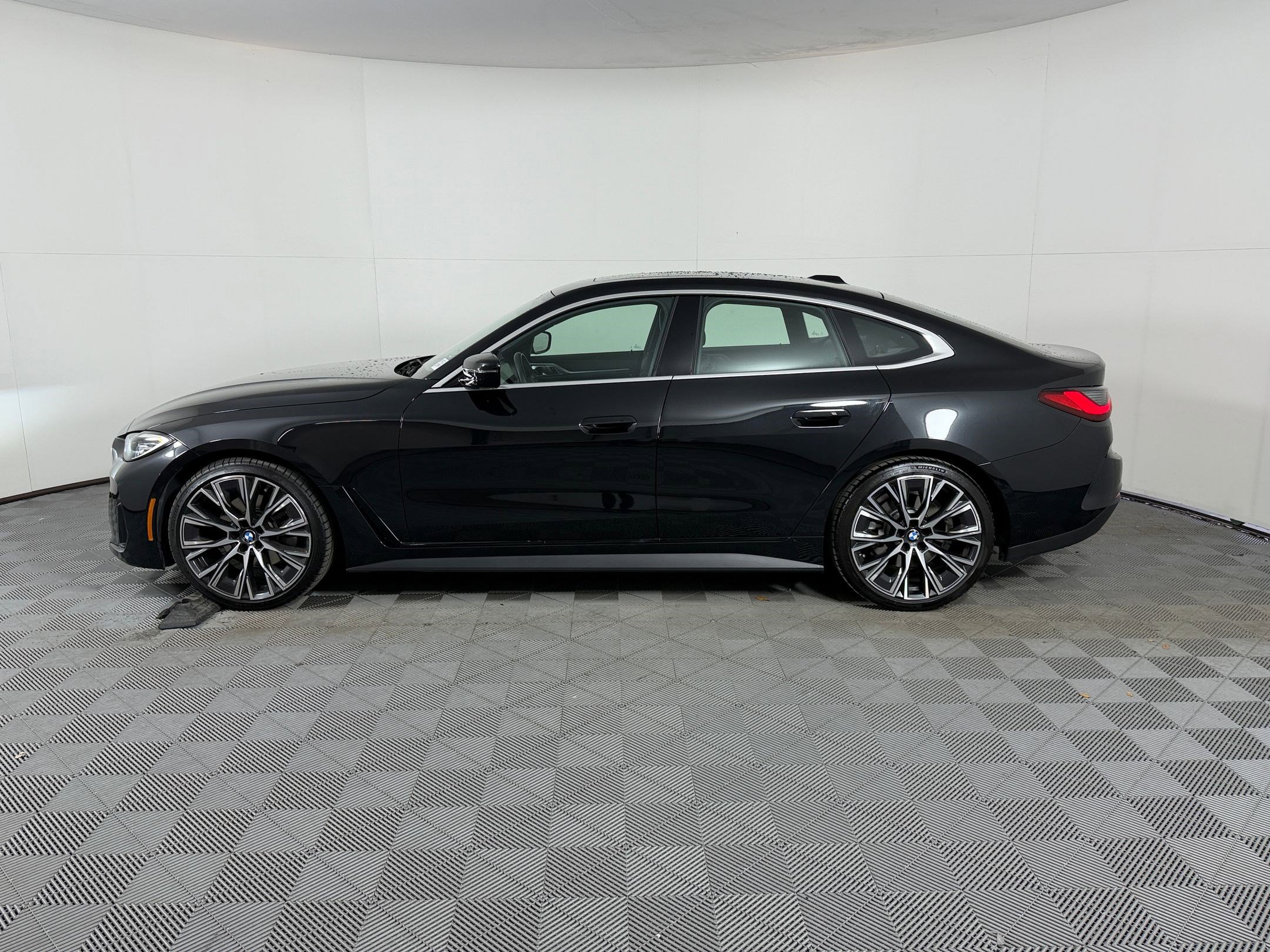 Certified 2023 BMW 430i Gran Coupe w/ Premium Package RWD image 2