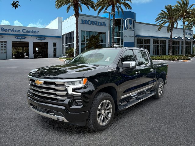 Used 2024 Chevrolet Silverado 1500 High Country AWD/4WD image 4