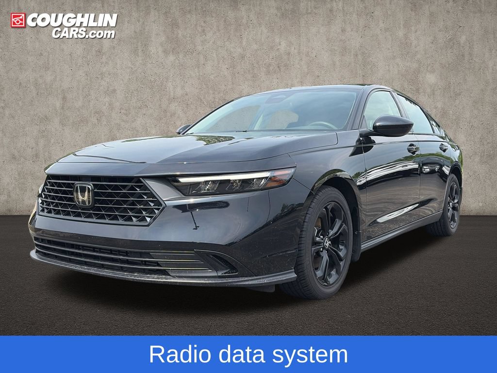 Used 2025 Honda Accord SE image 4