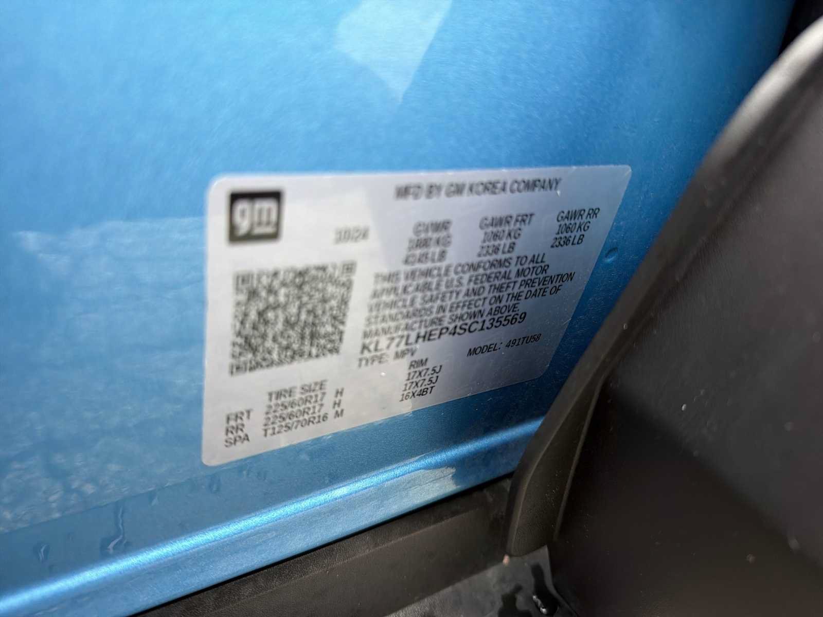 Used 2025 Chevrolet Trax LT FWD image 33
