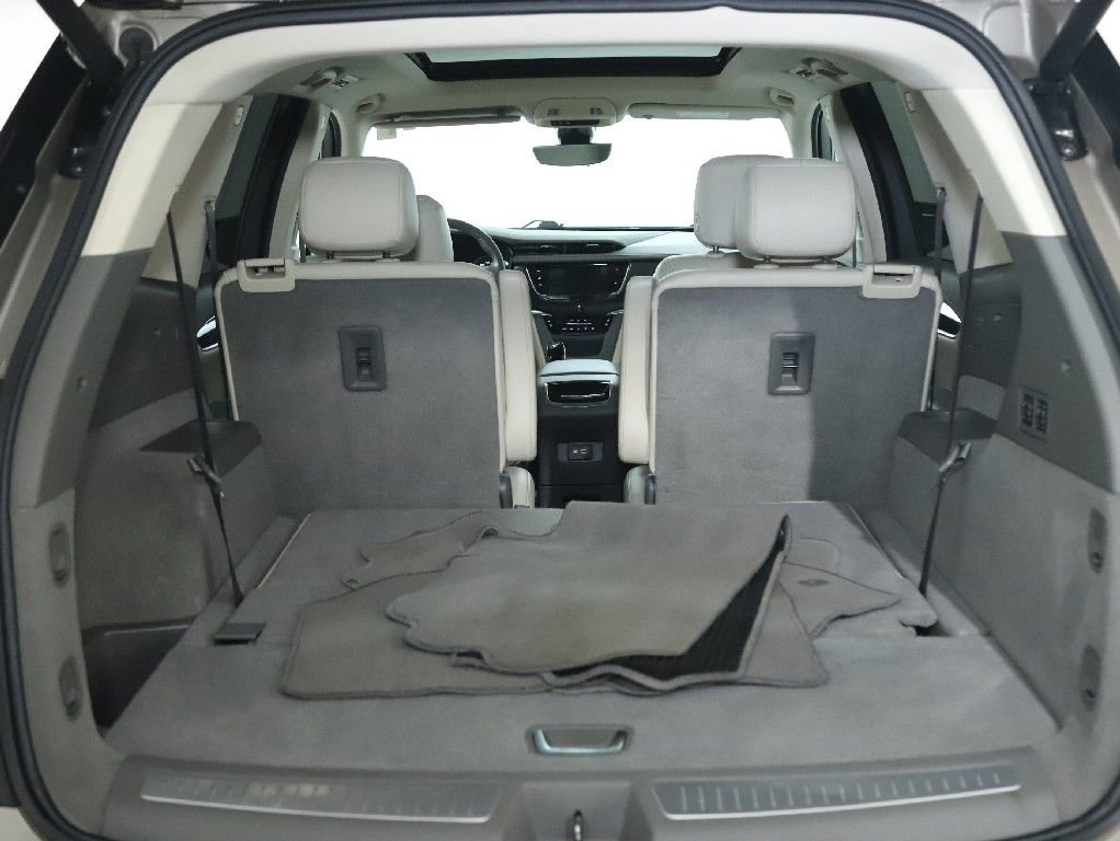 Used 2023 Cadillac XT6 Premium Luxury w/ Technology Package image 30