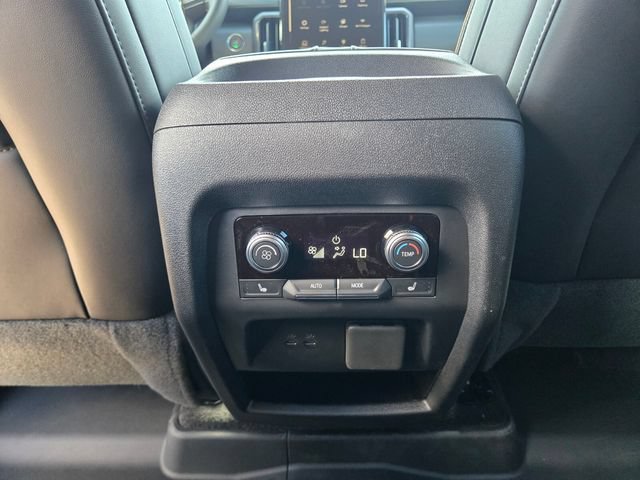 New 2026 GMC Acadia AT4 w/ Luxury Package AWD/4WD image 12