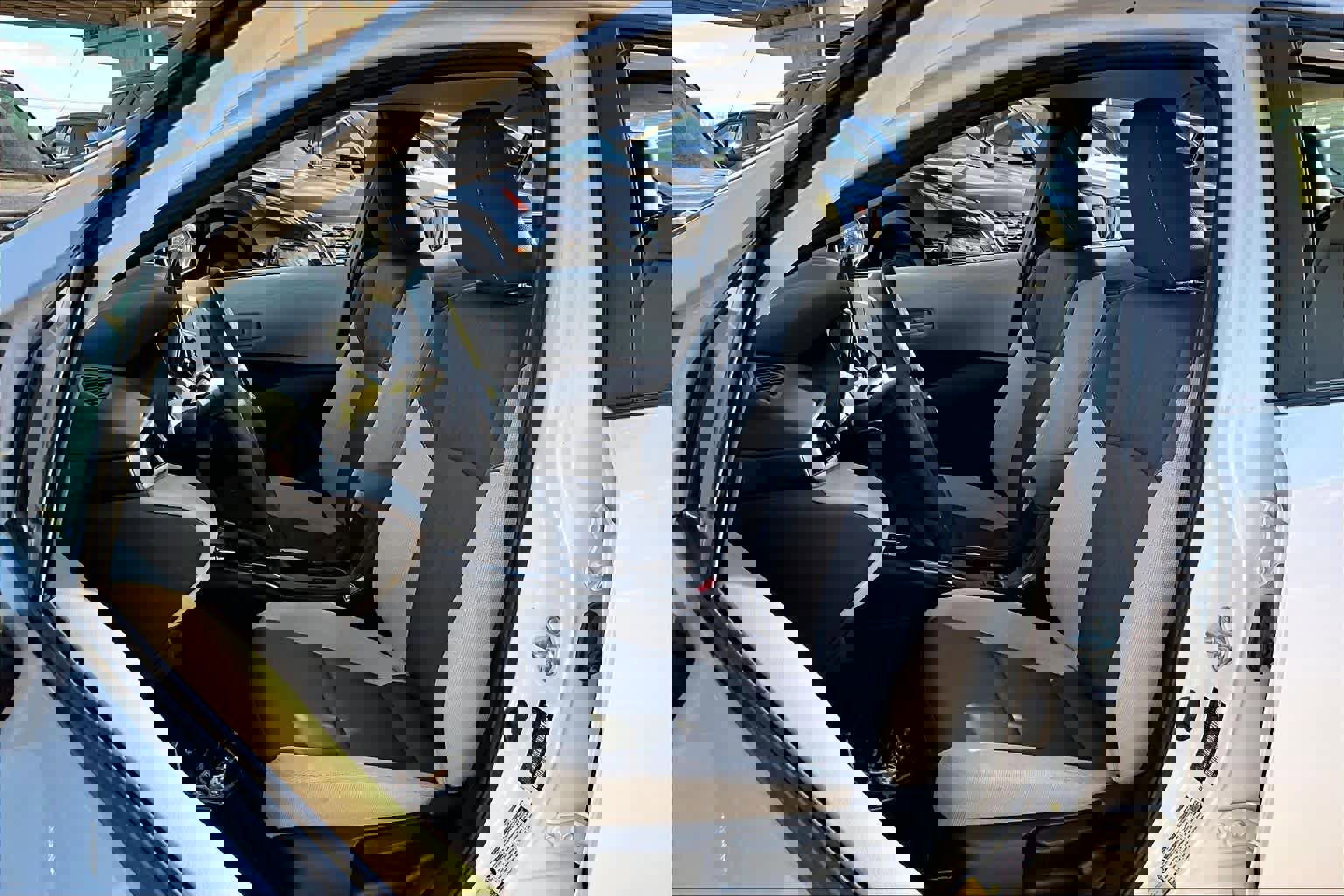 Used 2024 Toyota Corolla LE image 8