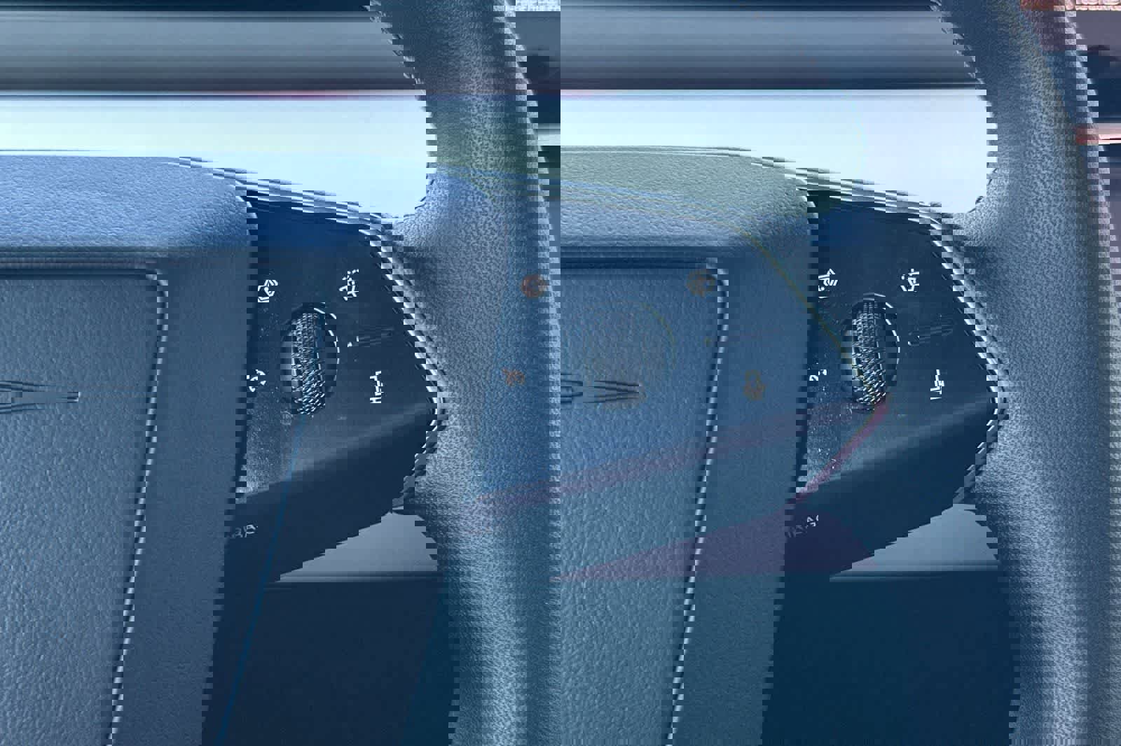 Used 2024 Tesla Cybertruck AWD Crew Cab image 28