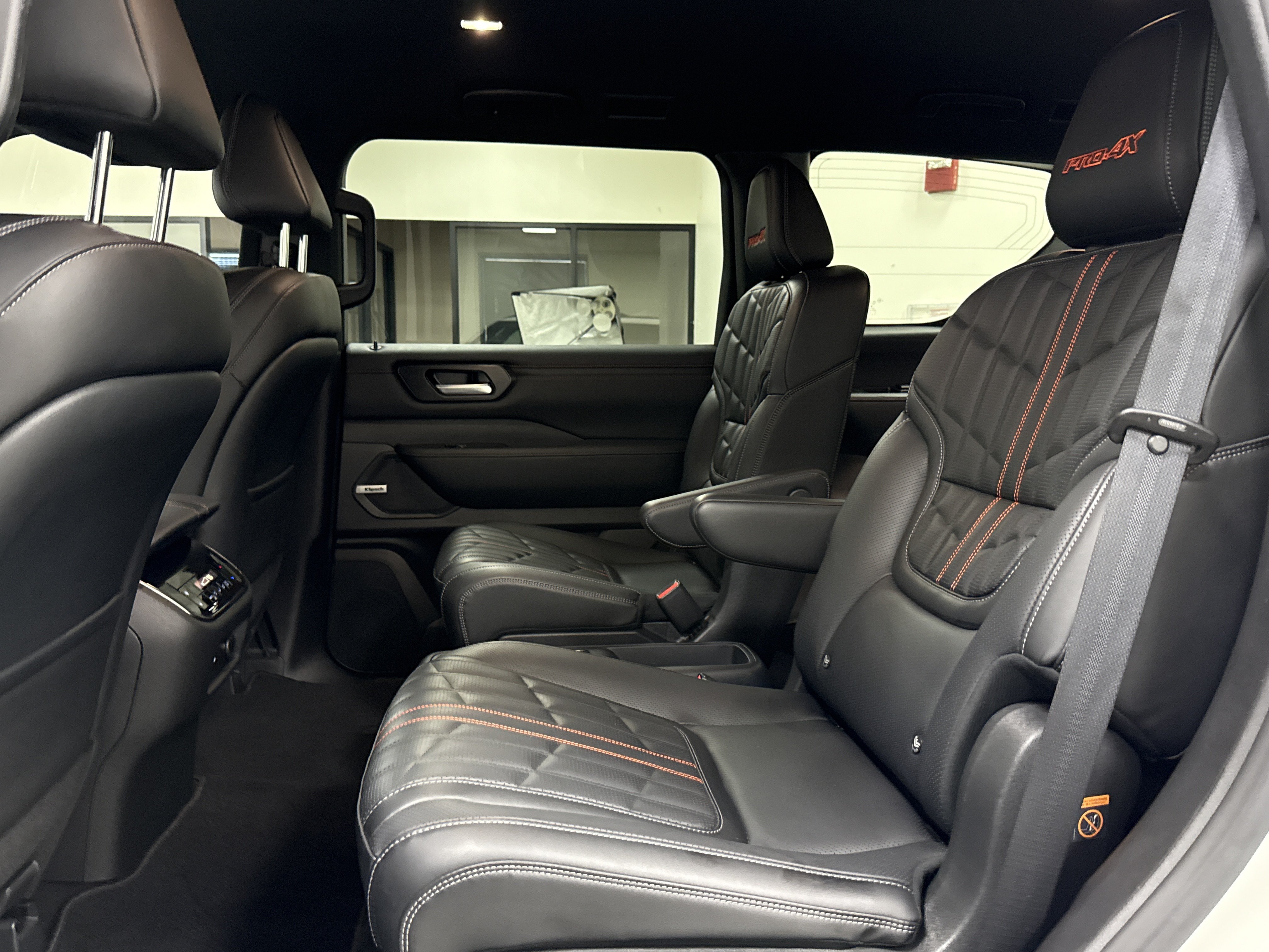 Used 2026 Nissan Armada PRO-4X w/ Captain's Chari Seat Package AWD/4WD image 14