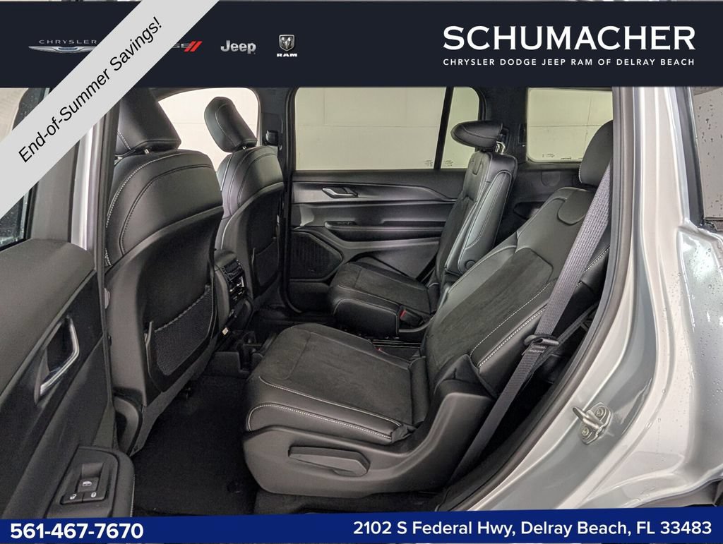 New 2025 Jeep Grand Cherokee L Altitude RWD image 7