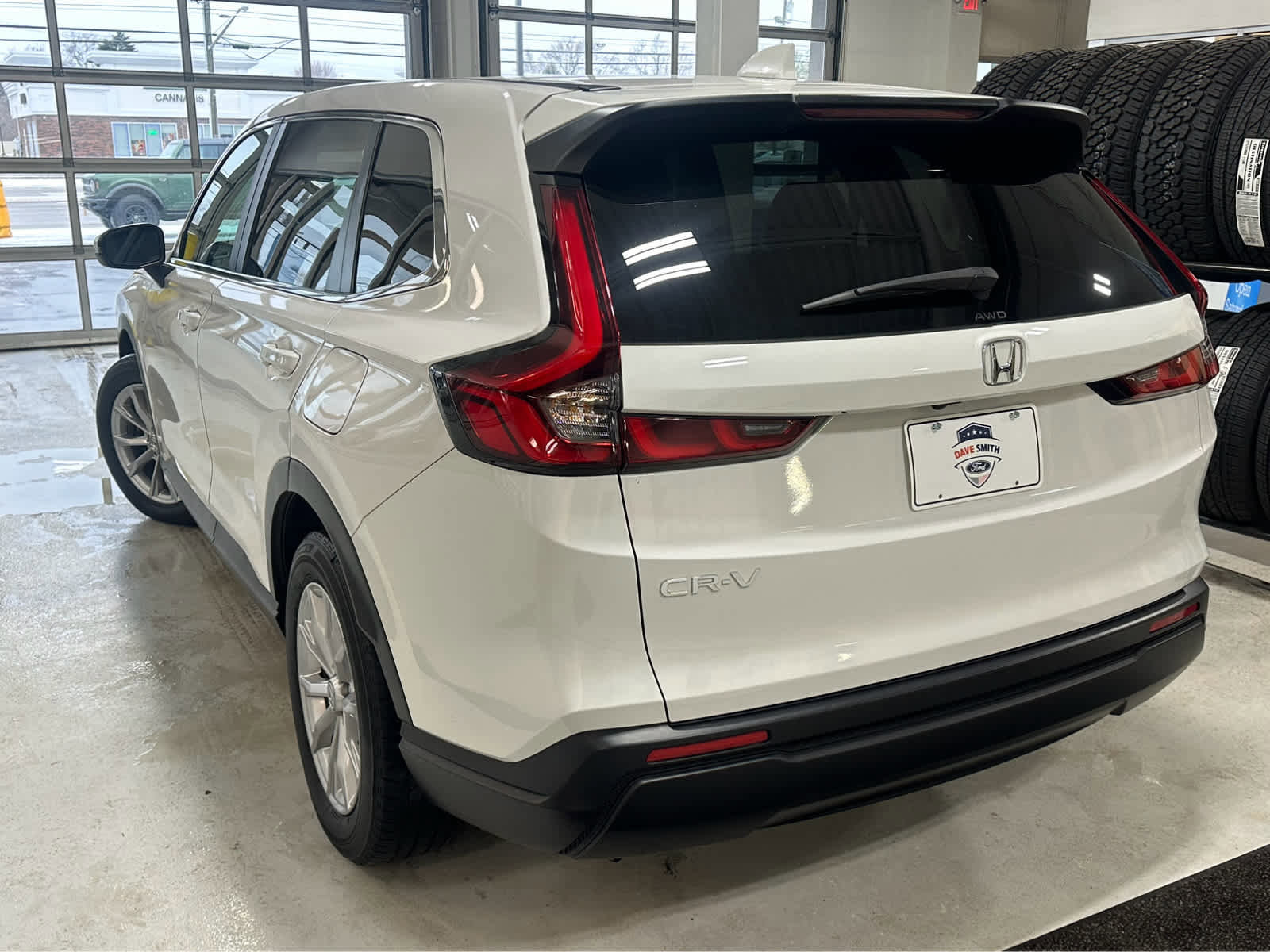 Used 2023 Honda CR-V EX image 5