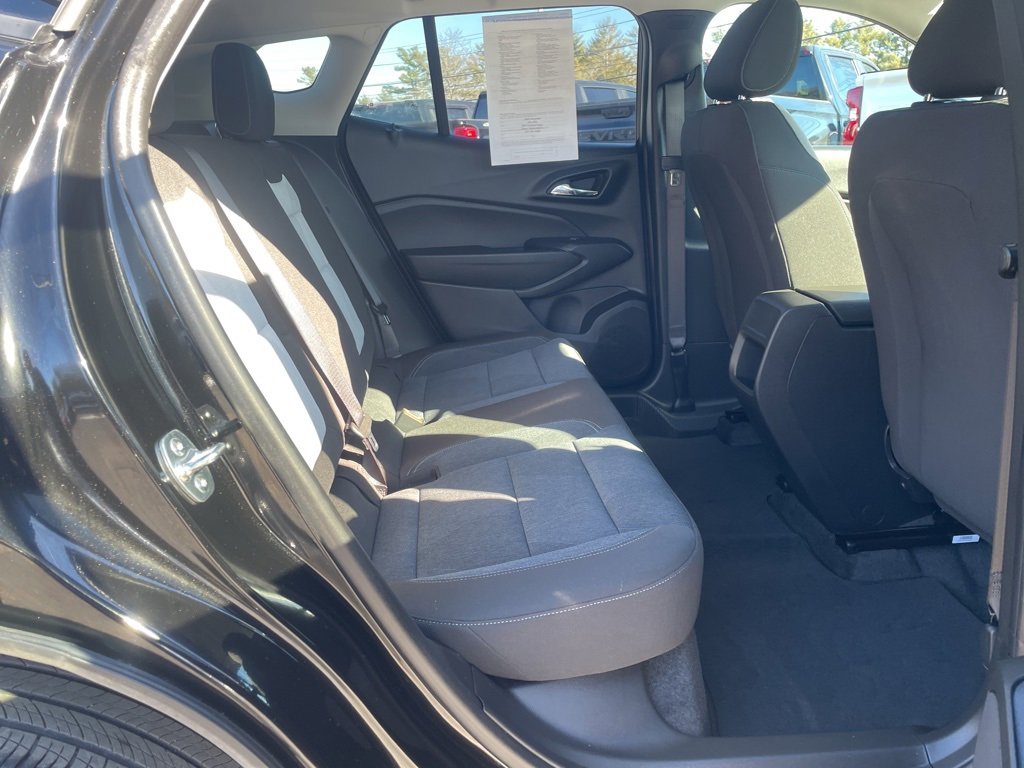 Used 2024 Chevrolet Trax LS w/ LS Convenience Package image 26