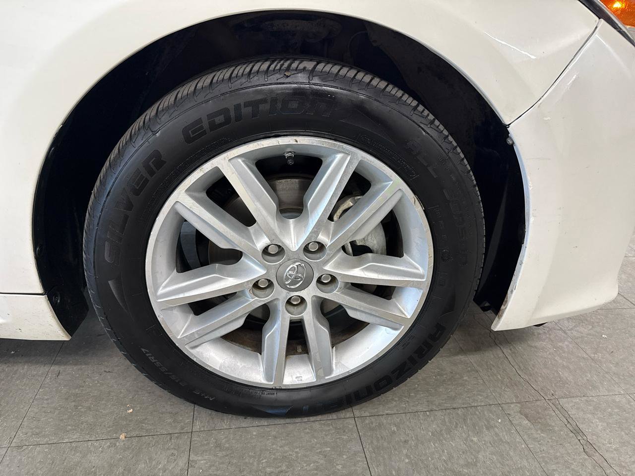 Used 2015 Toyota Avalon XLE FWD image 58