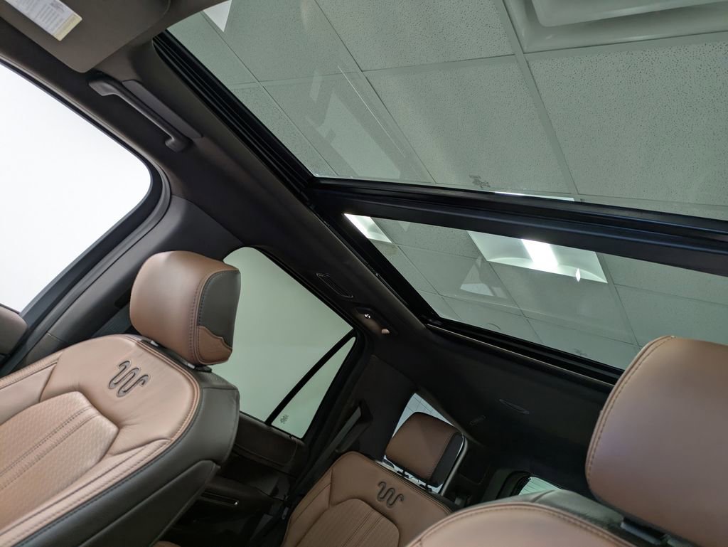 Used 2024 Ford Expedition King Ranch image 21