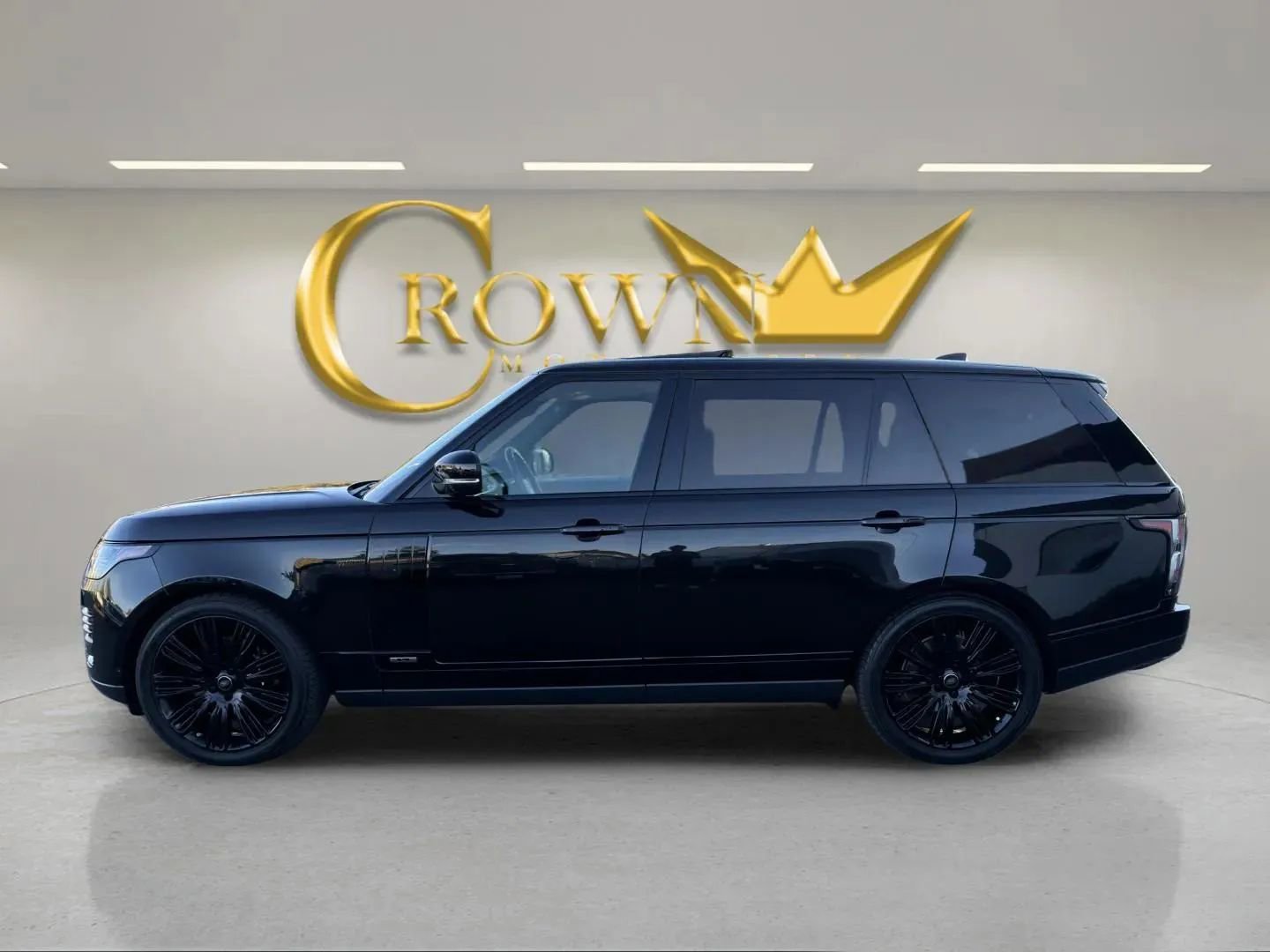 Used 2021 Land Rover Range Rover P525 Westminster Edition LWB image 9
