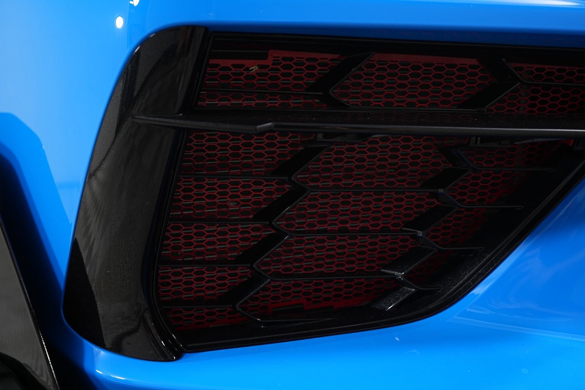 Used 2024 Chevrolet Corvette Stingray Premium Conv w/ Battery Protection Package RWD image 21