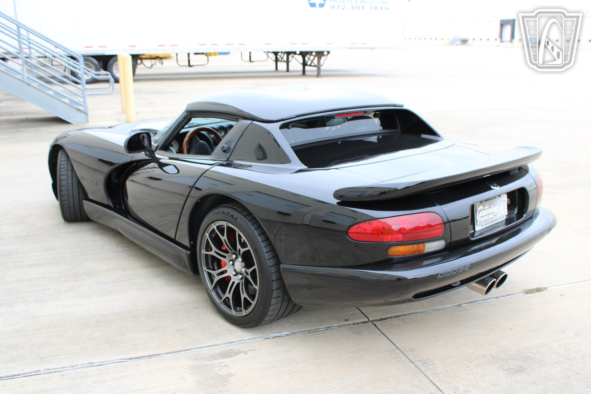 Used 2000 Dodge Viper RT/10 RWD image 25