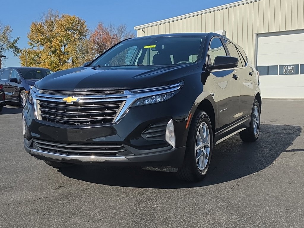 Used 2022 Chevrolet Equinox LT AWD/4WD image 3