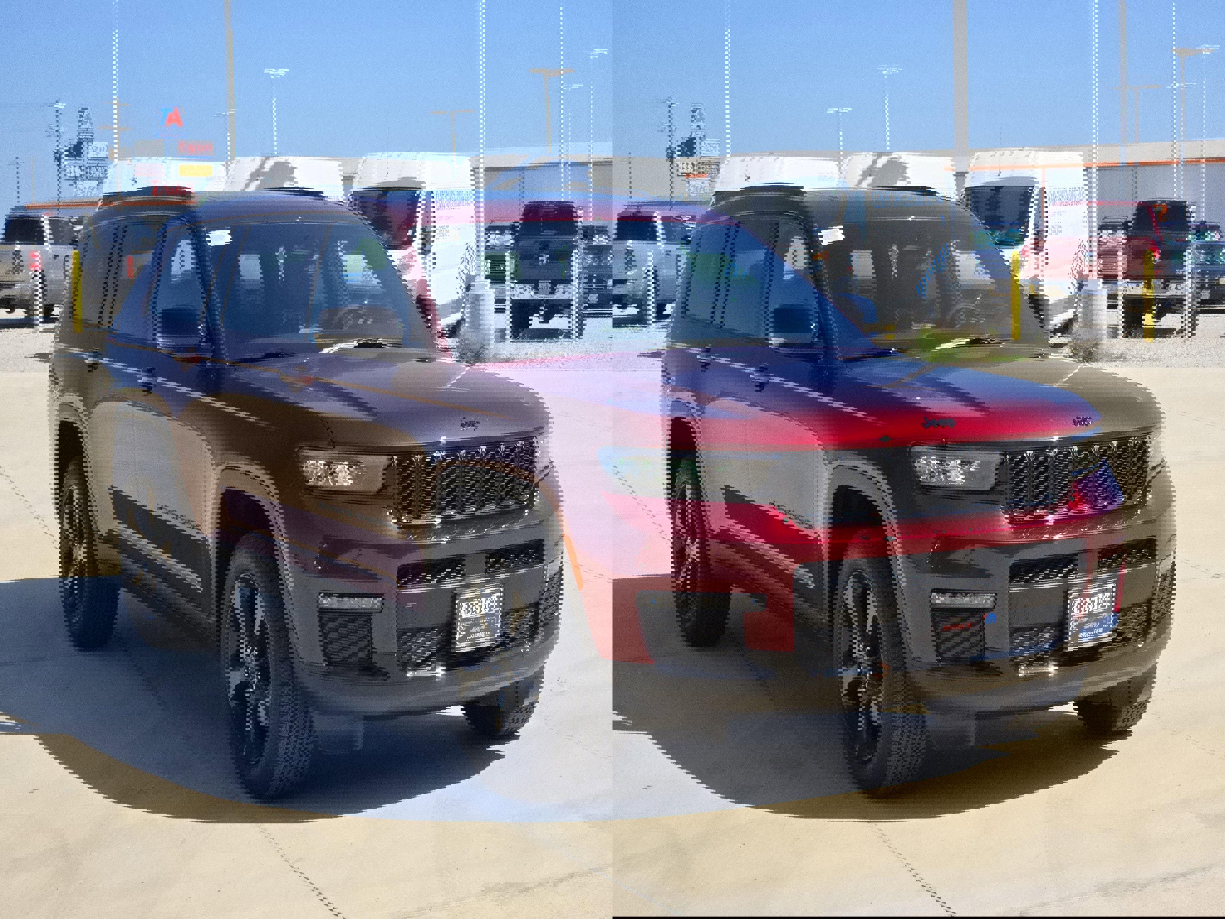 New 2025 Jeep Grand Cherokee L Limited w/ Black Appearance Package image 3