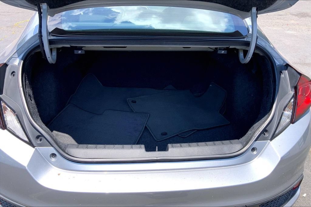 Used 2019 Honda Civic Sport image 21