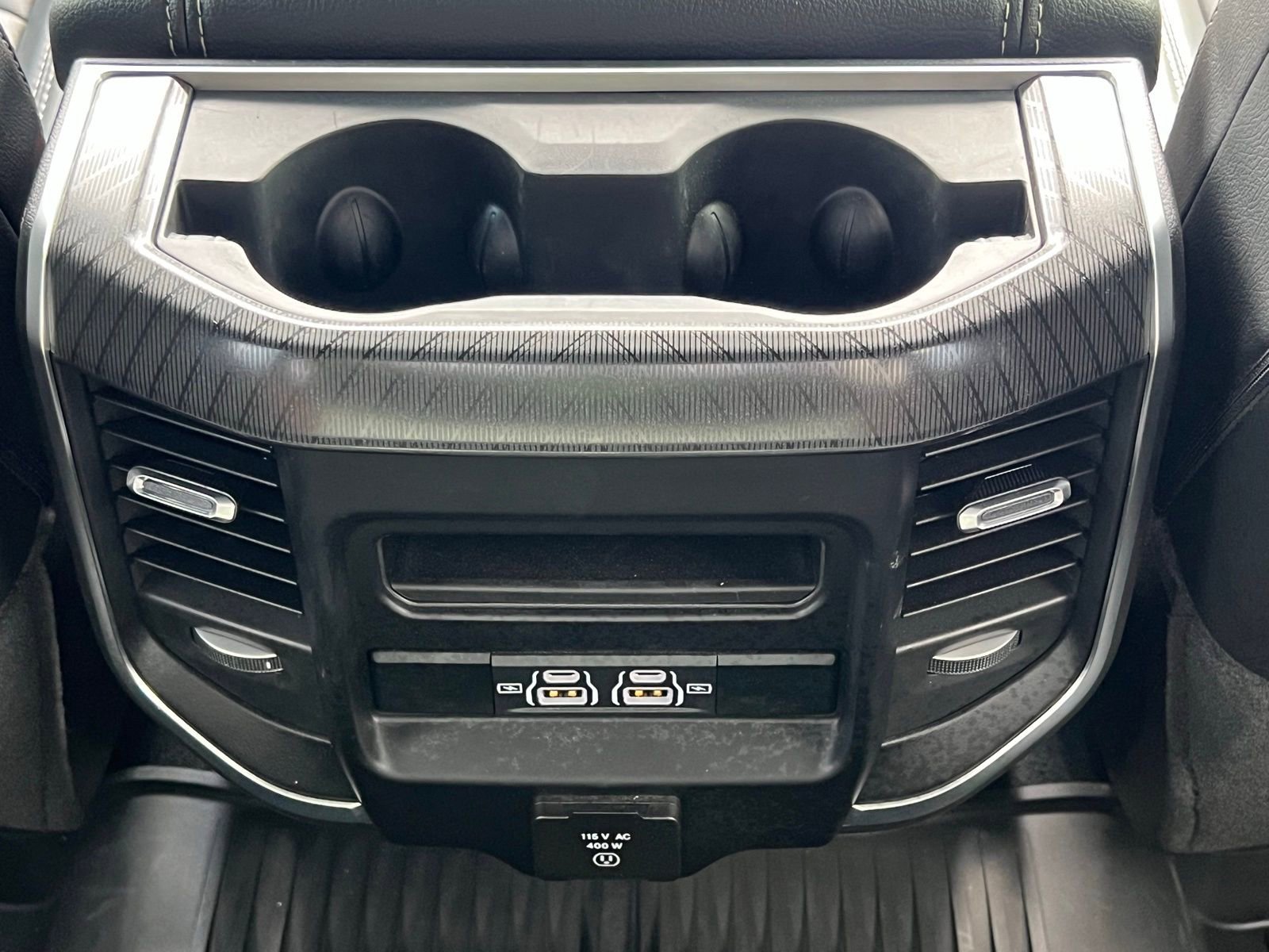 Used 2025 RAM 3500 Lone Star image 19