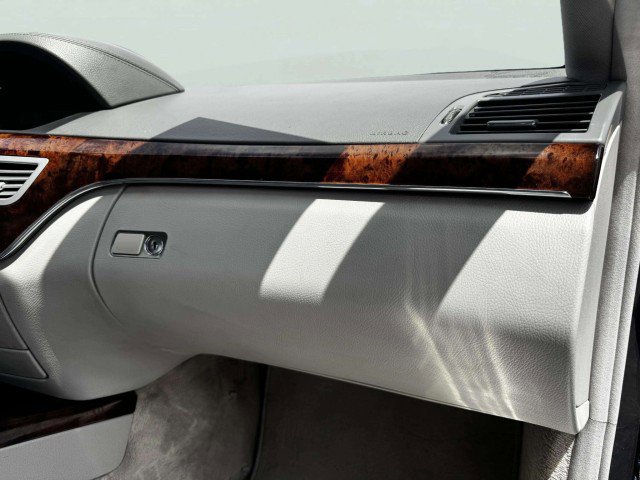 Used 2012 Mercedes-Benz S 550 4MATIC image 53
