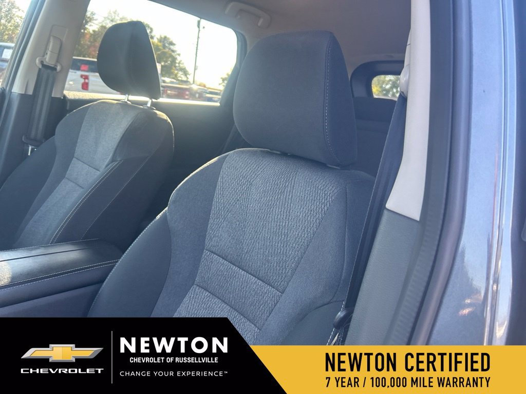 Used 2025 Nissan Rogue SV FWD image 5
