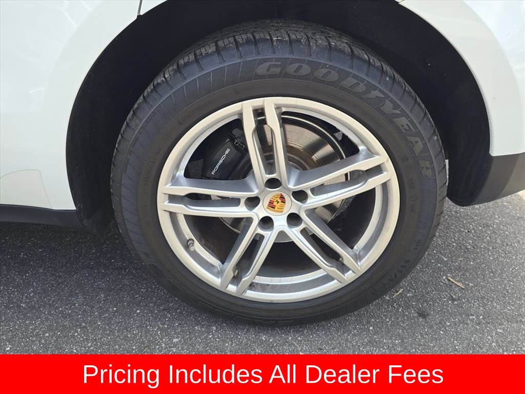 Used 2021 Porsche Macan AWD/4WD image 7