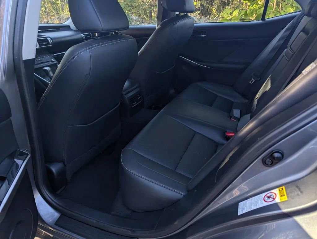 Used 2015 Lexus IS 350 AWD w/ Navigation System Package image 22