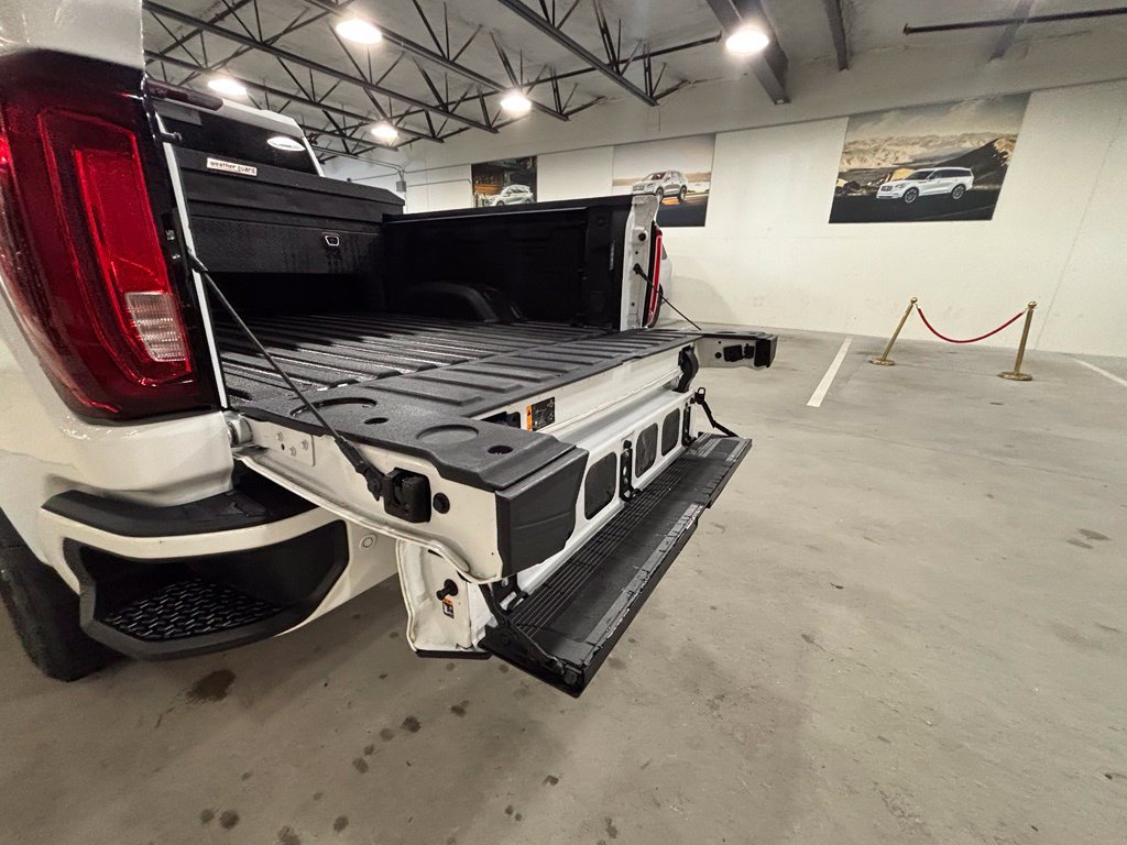 Used 2021 GMC Sierra 3500 Denali w/ Denali Ultimate Package AWD/4WD image 32