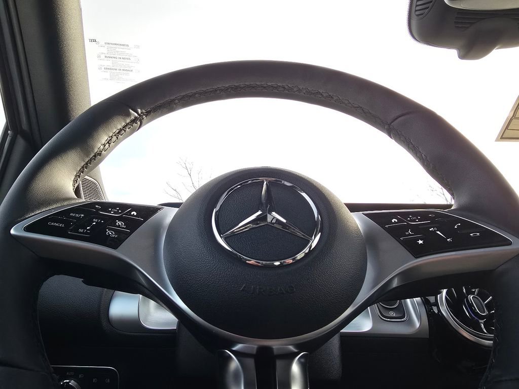 New 2026 Mercedes-Benz GLB 250 4MATIC image 27