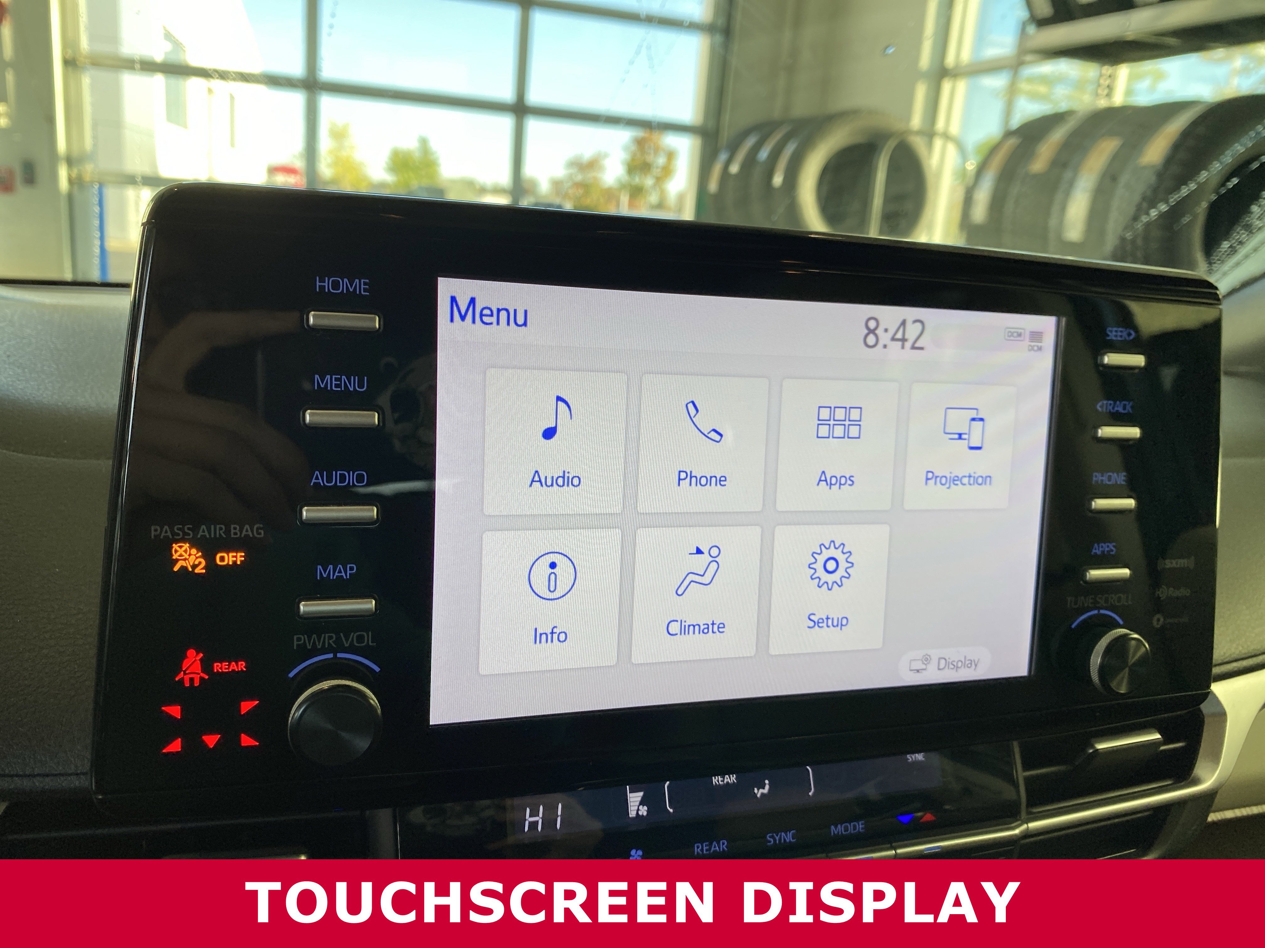 Used 2021 Toyota Sienna XLE image 17