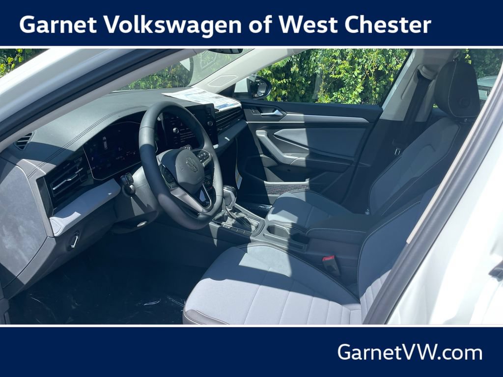 New 2026 Volkswagen Jetta SE FWD image 9