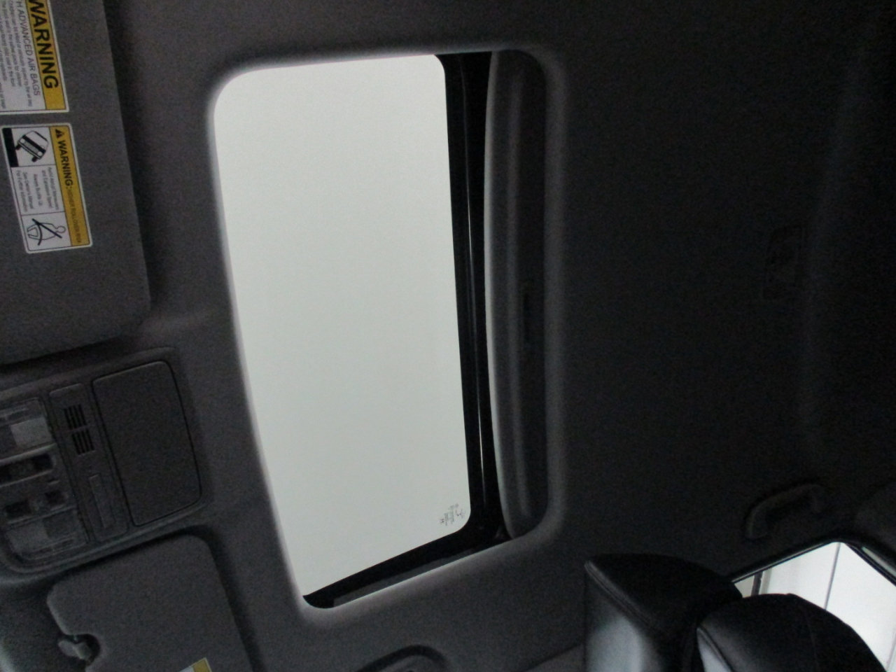 Used 2022 Honda CR-V EX-L image 9