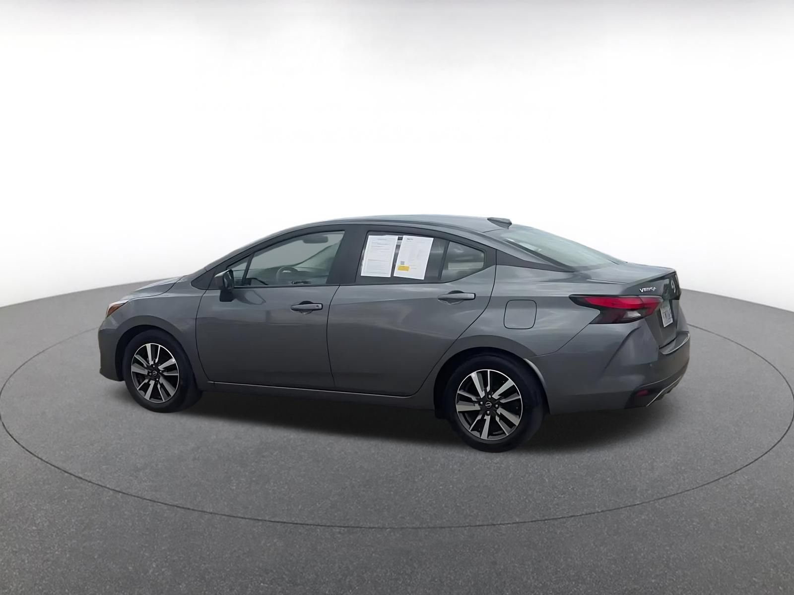 Used 2025 Nissan Versa SV FWD image 10