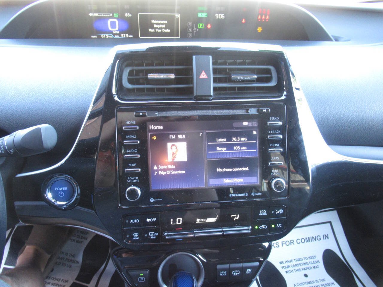 Used 2021 Toyota Prius Prime LE FWD image 22