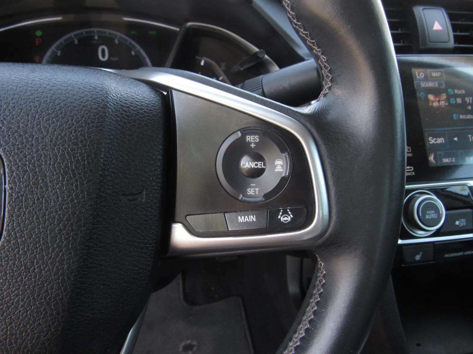 Certified 2017 Honda Civic Touring image 25