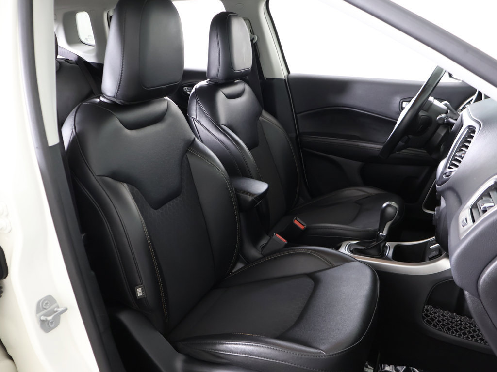 Used 2019 Jeep Compass Latitude FWD image 26
