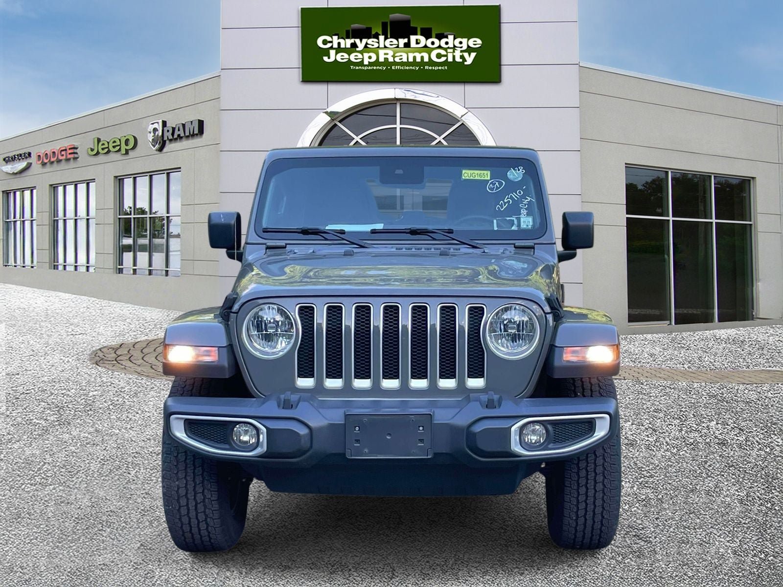 Used 2022 Jeep Wrangler Unlimited Sahara w/ Safety Group AWD/4WD image 2