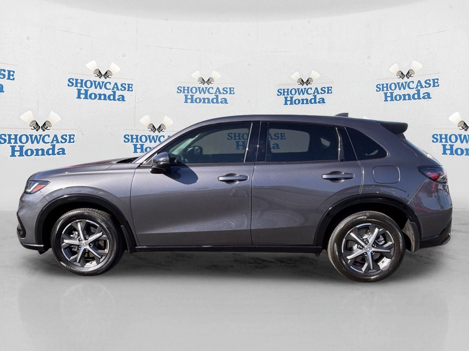 Certified 2024 Honda HR-V EX-L image 4