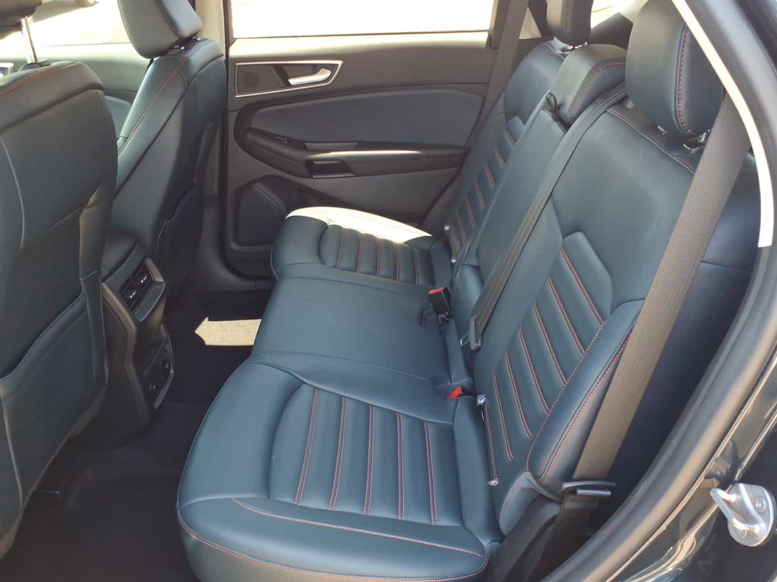 Used 2024 Ford Edge SEL w/ Sport Appearance Package AWD/4WD image 29