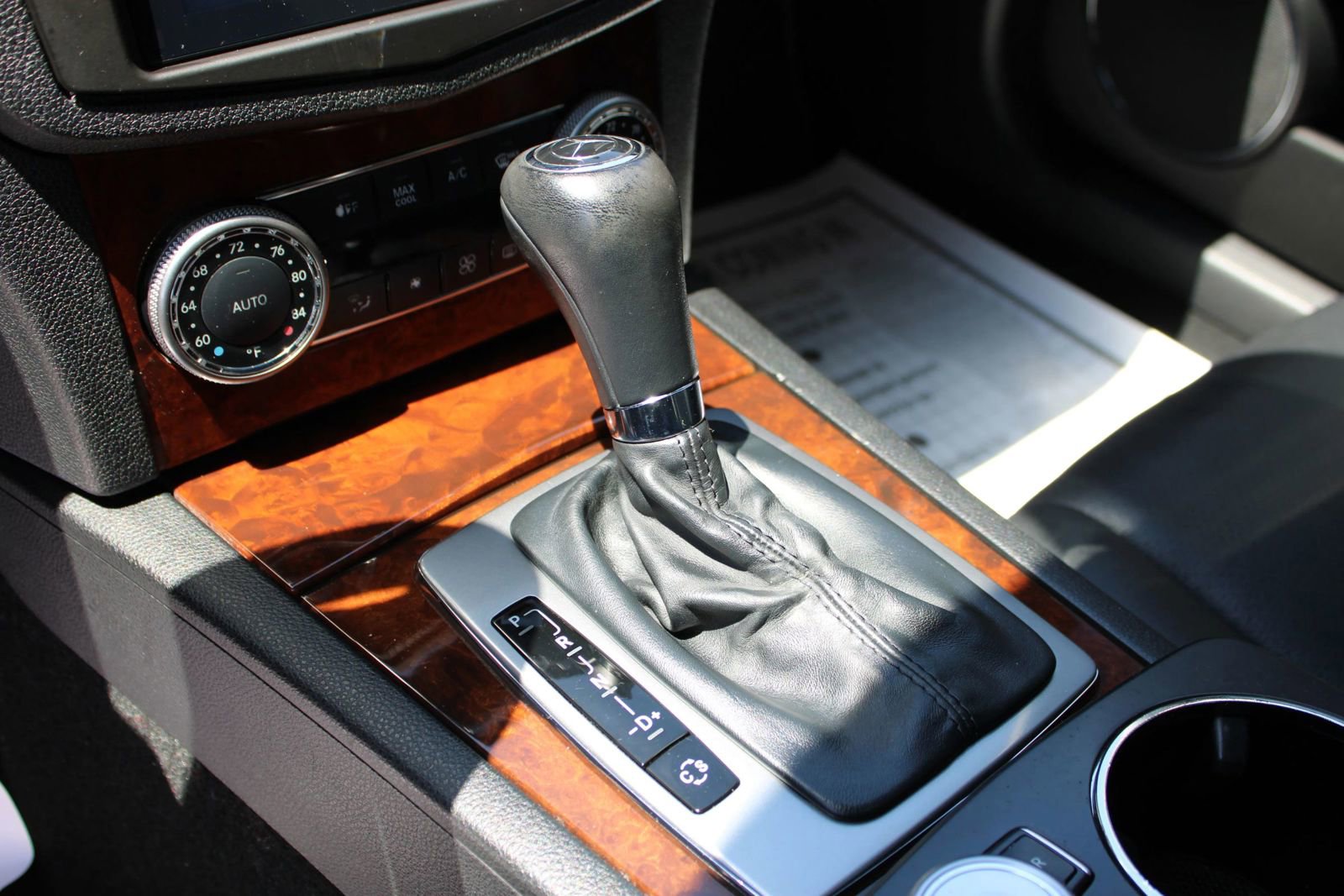 Used 2010 Mercedes-Benz C 300 Sedan image 27